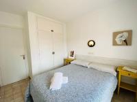 Postel nebo postele na pokoji v ubytování APARTAMENTOS AQUARIUM (2B). MUY CERCA DE LA PLAYA.