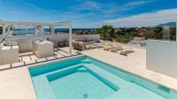 Bazén v ubytování Luxury Golden Mile Villa - 5 Bed & Open Sea View nebo v jeho okolí