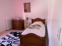 Posteľ alebo postele v izbe v ubytovaní Maison de 1 a 8 personnes entièrement rénovée