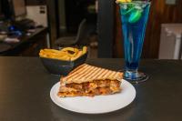 Jídlo v hotelu nebo okolí