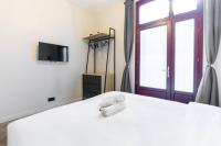 Posteľ alebo postele v izbe v ubytovaní HSH Saint Lazare-Opéra Calm & Cosy Apartment