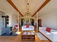 Posezení v ubytování Private Villa with pool France - Villa Hirondelles
