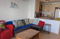 A kitchen or kitchenette at Spacious and peaceful apartment Jardin 2