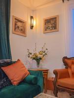 Posedenie v ubytovaní Cosy Appartement T2 proche Paris