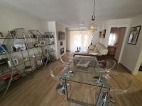 Posedenie v ubytovaní Apartamento cerca del mar