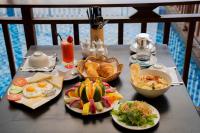 Jídlo v hotelu nebo okolí