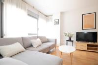 A television and/or entertainment centre at Espectacular vivienda con piscina climatizada