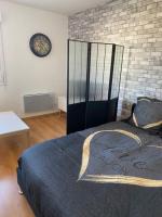 Plán poschodí v ubytovaní Appartement 1 chambre moderne à proximité du circuit des 24h