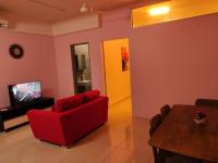 HB1006-One Bedroom-Wifi-Netflix-Parking-Cyberjaya, 3059にあるテレビまたはエンターテインメントセンター