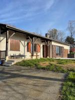 Plán poschodí v ubytovaní Cottage chaleureux avec piscine au sel chauffée au coeur du Beaujolais vert