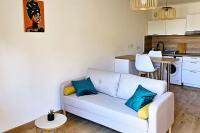 Kuchnia lub aneks kuchenny w obiekcie T3 Duplex Thonon Centre - Parking - Gare - Thermes