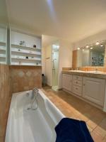 Kúpeľňa v ubytovaní Mas Bella Vida - Chambres d'Hôtes