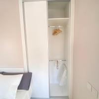 Postel nebo postele na pokoji v ubytování Cozy studio centr Torremolinos