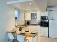 Kuchyňa alebo kuchynka v ubytovaní Appartement Carré d’Or Nice