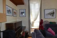 Posedenie v ubytovaní -MORC-beds & rooms-(home sharing)-