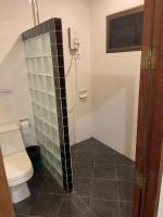 Koupelna v ubytování Paradis Villa A9, Koh Kho Khao