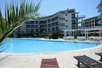 Bazén v ubytování Large apartment in Sunny Beach nebo v jeho okolí
