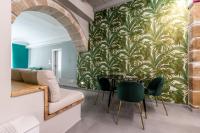 A seating area at Ortigia's Queen