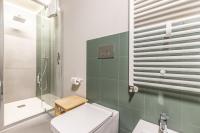A bathroom at Ortigia's Queen