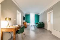 A seating area at Ortigia's Queen