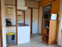Kuchnia lub aneks kuchenny w obiekcie Camping Onlycamp Les Deux Rives