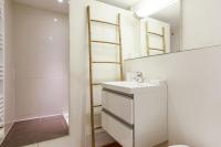 Łazienka w obiekcie Appartement Gardague - 2 étoiles - Welkeys