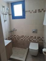 A bathroom at Déjà Blue