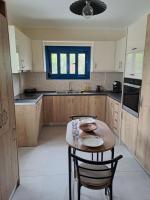 A kitchen or kitchenette at Déjà Blue