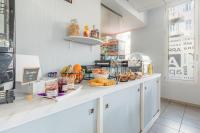 Una cocina o cocineta en Appart&#39;City Classic Nice Acropolis