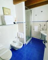 A bathroom at Il Mulino di Hotel Villa Aurora