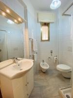 A bathroom at Residenza Camelia