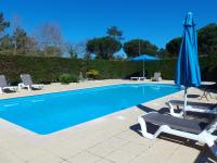 Πισίνα στο ή κοντά στο Hotel Cote et Lac