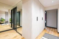 Půdorys ubytování Stylish 4 suites +patio luxury apartment Gran Via