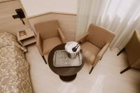 A seating area at Hotel Valentino Centro Storico