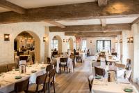 Restaurace v ubytování The Briar Court Hotel