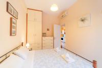 A bed or beds in a room at Villa Marina