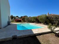 Bazén v ubytovaní Golf de Pont Royal Villa des Alpilles climatisée 3 chambres Piscine chauffée Parking et Garage alebo v jeho blízkosti