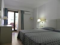 Posteľ alebo postele v izbe v ubytovaní APARTAMENTO DOS DORMITORIOS BAJO, VISTAS PISCINA