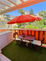 Balkon lub taras w obiekcie Forville - AzuRenting Conciergerie -centre ville