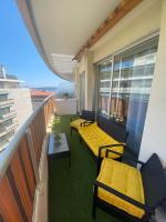 Balkon lub taras w obiekcie Forville - AzuRenting Conciergerie -centre ville