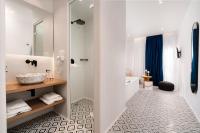 Kúpeľňa v ubytovaní Margaret Luxury Suites