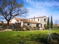 Vonkajšia záhrada v ubytovaní Domaine de la Gasse - gite et chambre d'hôte