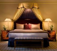 The Biltmore Los Angelesにあるベッド