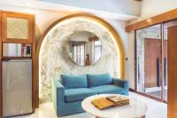 Aksari Villa Seminyak by Ini Vie Hospitalityにあるシーティングエリア