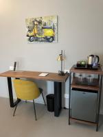 Villa Clementina Boutique Hotelにあるコーヒーまたはお茶
