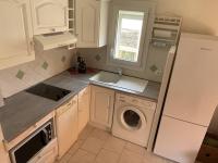 Plán poschodí v ubytovaní Appartement T3 Calme avec Piscine, Tennis, BBQ, Parking & Grande Terrasse dans la Pinède - FR-1-723-47