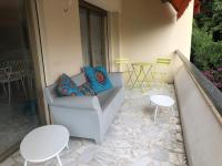 Posedenie v ubytovaní CANNES Martinez- family apartment 100m2