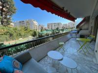 Balkón alebo terasa v ubytovaní CANNES Martinez- family apartment 100m2