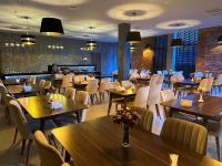 Hotel Tsereteli Palaceにあるレストランまたは飲食店