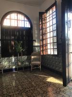 A seating area at La Almedina: Palacio de Foronda
